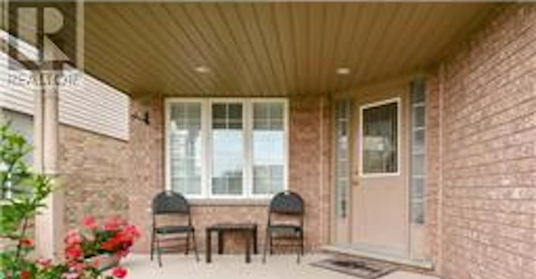 MAIN-22 Clairfields Drive W, Guelph, ON, N1G 5H5 - 2