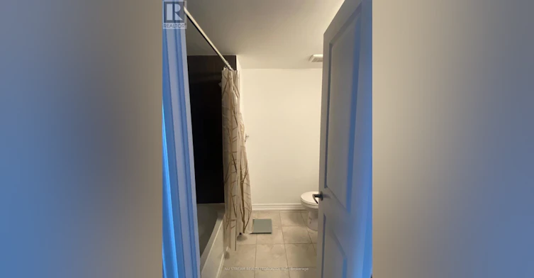3-9 Hay Lane, Barrie, ON, L9J 0C2 - 10