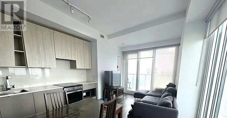 5503-3900 Confederation Parkway, Mississauga, ON, L5B 0M3 - 5