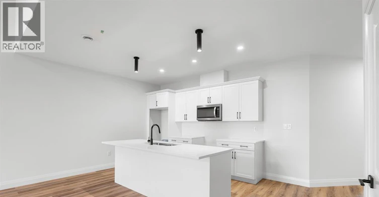 A (UPPER-154 Mclellan Avenue, Amherstburg, ON, N9V 0H1 - 7