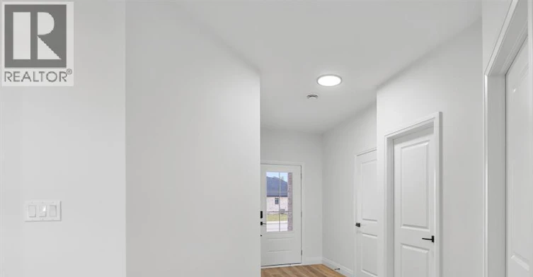 A (UPPER-154 Mclellan Avenue, Amherstburg, ON, N9V 0H1 - 4