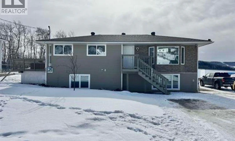 9405 River Drive