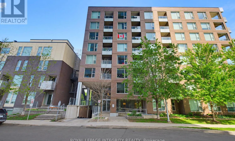 328-300 C Lett Street