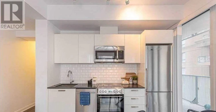 607-42 Charles Street E, Toronto, ON, M4Y 1T4 - 6