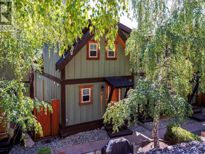 10-4215 Westside Road - 2