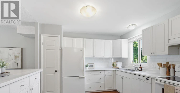 10-215 Commissioners Road, London, ON, N6J 1X9 - 5