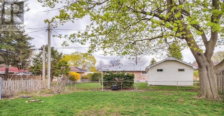 200 Renfro Crescent, London, ON, N5V 3B7 - 14