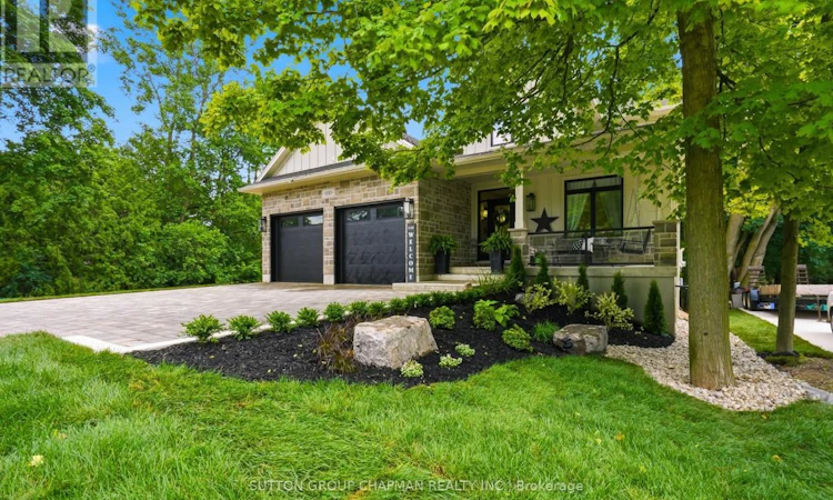 830 Riverside Drive