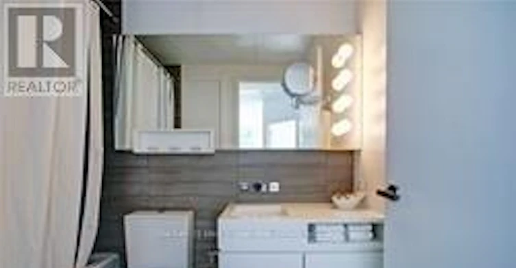 4902-45 Charles Street E, Toronto, ON, M4Y 0B8 - 5