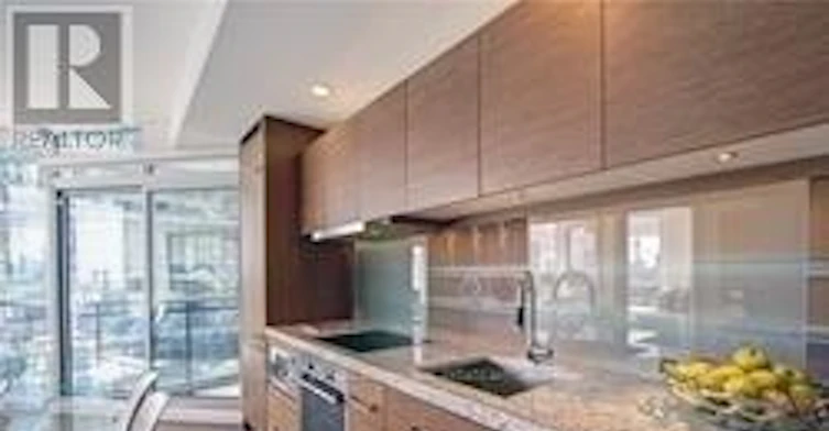 4902-45 Charles Street E, Toronto, ON, M4Y 0B8 - 2
