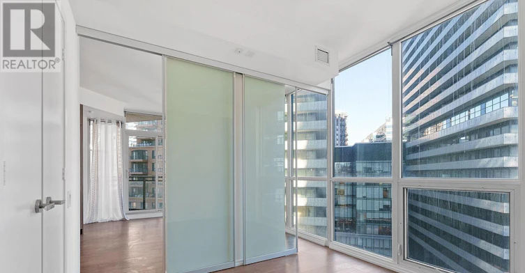 1109-45 Charles Street E, Toronto, ON, M4Y 0B8 - 19
