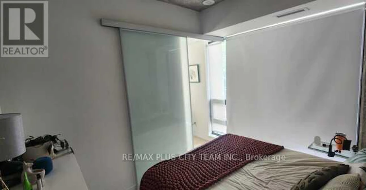 309-246 Logan Avenue, Toronto, ON, M4M 0E9 - 9