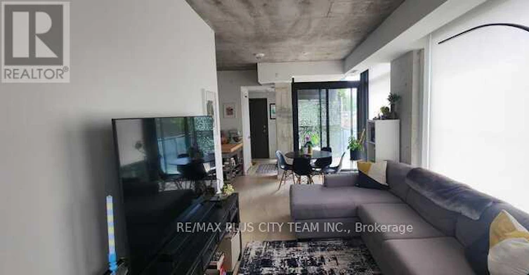 309-246 Logan Avenue, Toronto, ON, M4M 0E9 - 4
