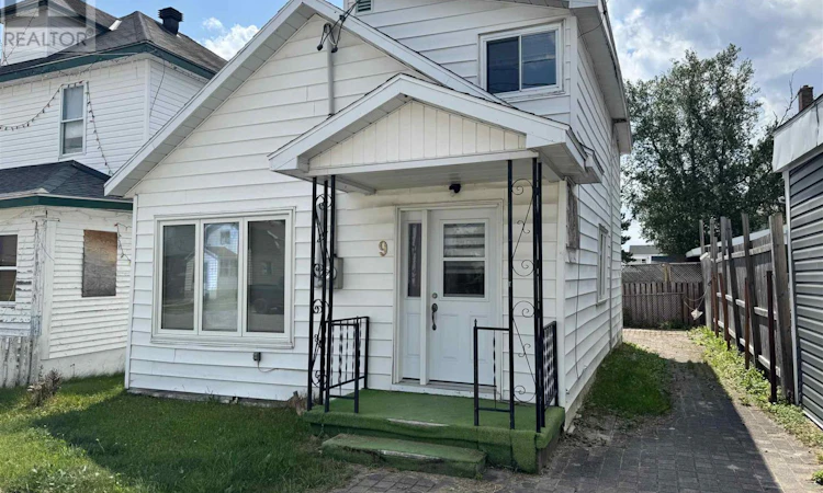 9 Aberdeen Street S