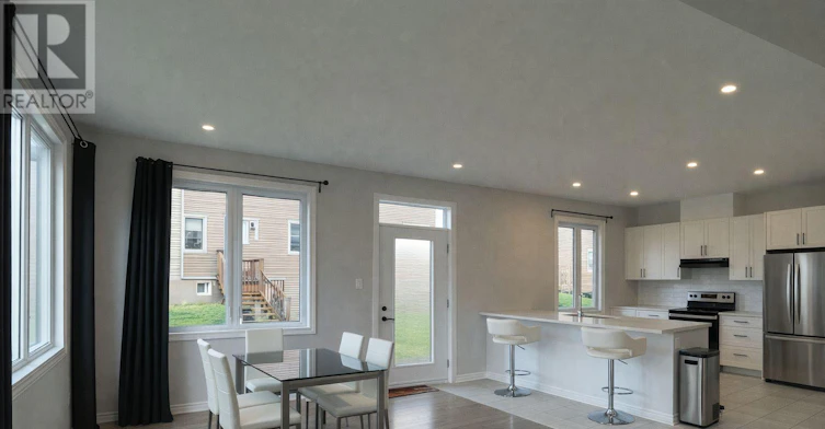 241 Surface Lane, Manotick, ON, K2J 6X9 - 3