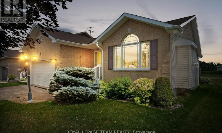 6 Stonehaven Way