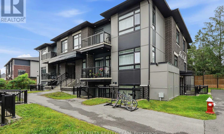 B-400 Rolling Meadow Crescent