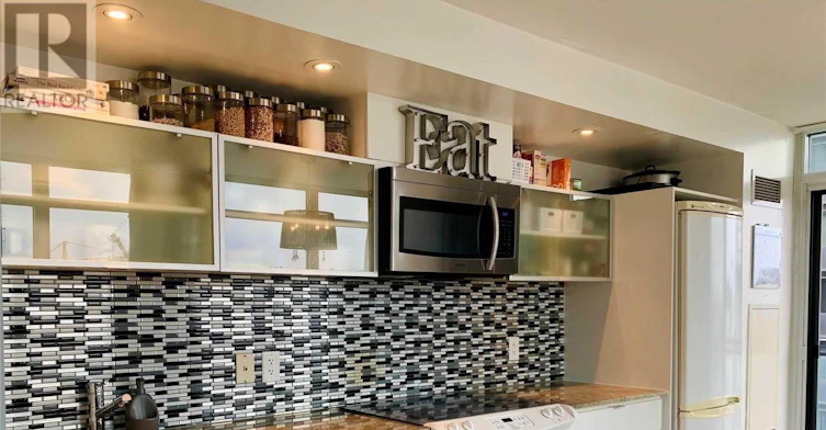 1202 4k Spadina Avenue, Toronto, ON, M5V 3Y9 - 3