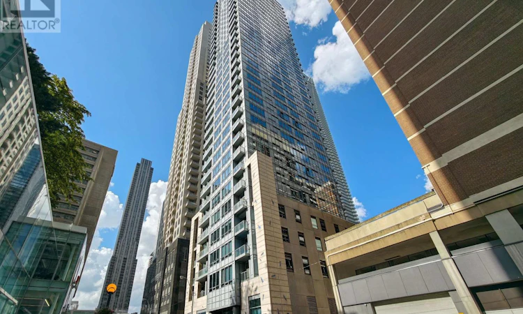2501-21 Balmuto Street