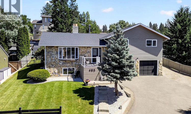 485 Gleneagles Drive