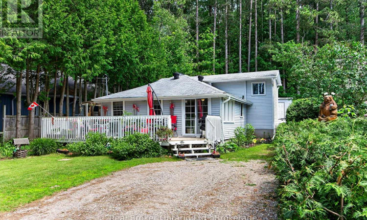 81 Andrew Drive