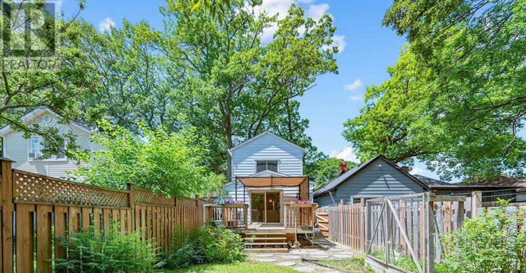 25 Kenworthy Avenue, Toronto, ON, M1L 3B1 - 2