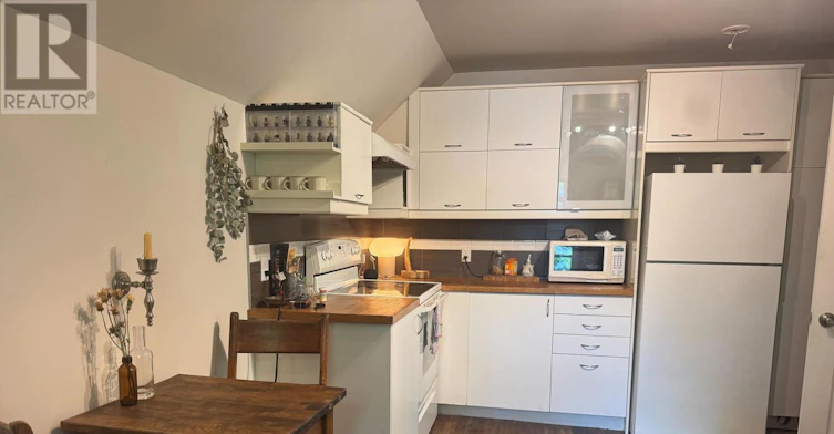 STUDIO-76 Wellington Street, New Tecumseth, ON, L9R 1G8 - 2