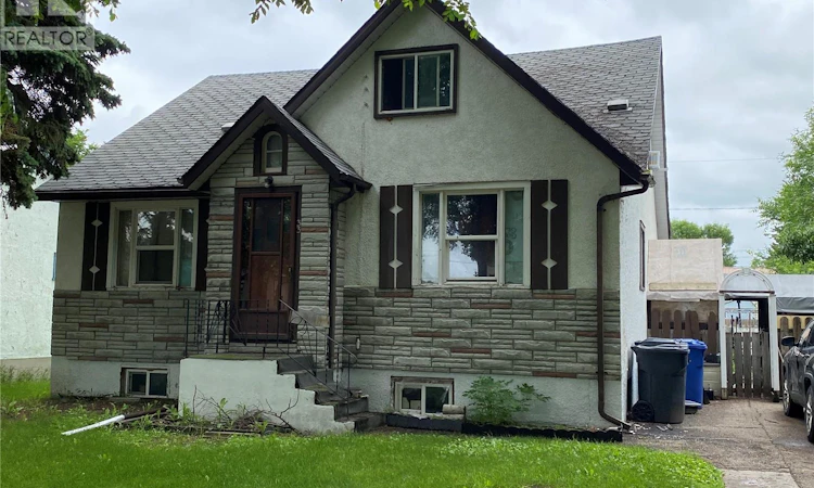 33 Wallace Avenue