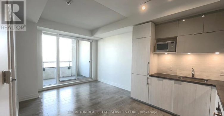 807-8 Rouge Valley Drive W, Markham, ON, L6G 0G8 - 17