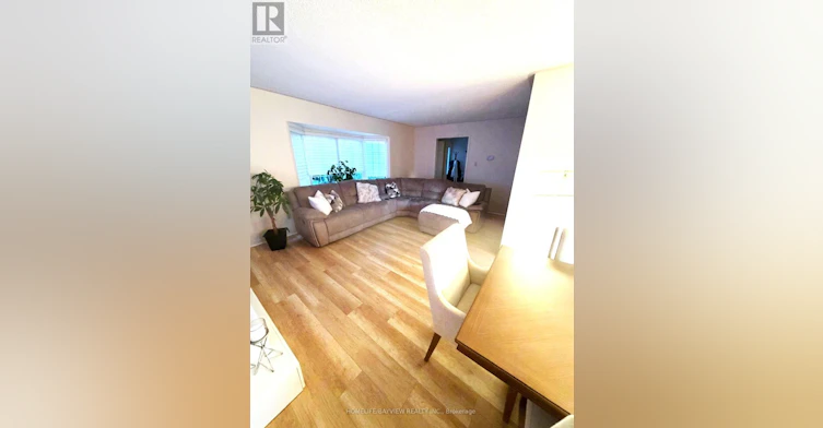 MAIN-128 Adam Place, Newmarket, ON, L3Y 8C4 - 21