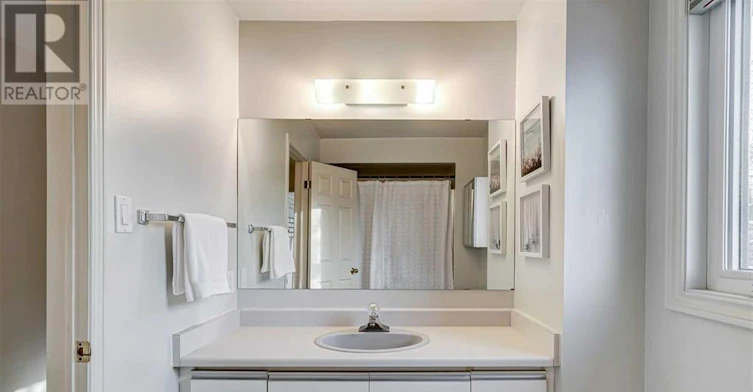 MAIN-128 Adam Place, Newmarket, ON, L3Y 8C4 - 15
