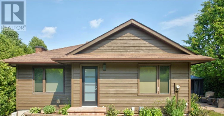 3906 Edward Drive, Greater Sudbury, ON, P3G 1K4