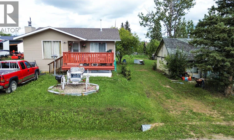 4828 /-4830 47 Avenue