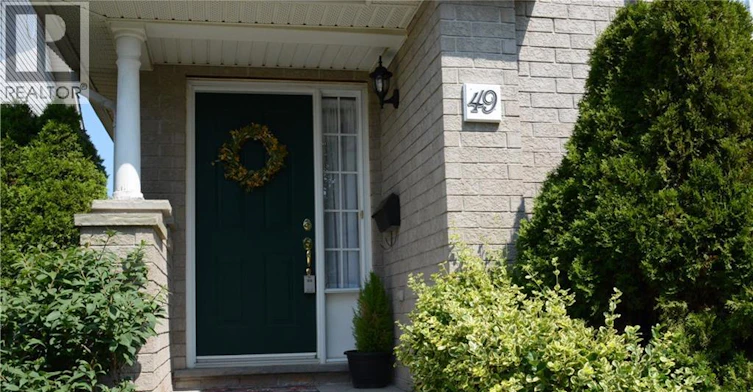 49-461 Columbia Street W, Waterloo, ON, N2T 2P5 - 2