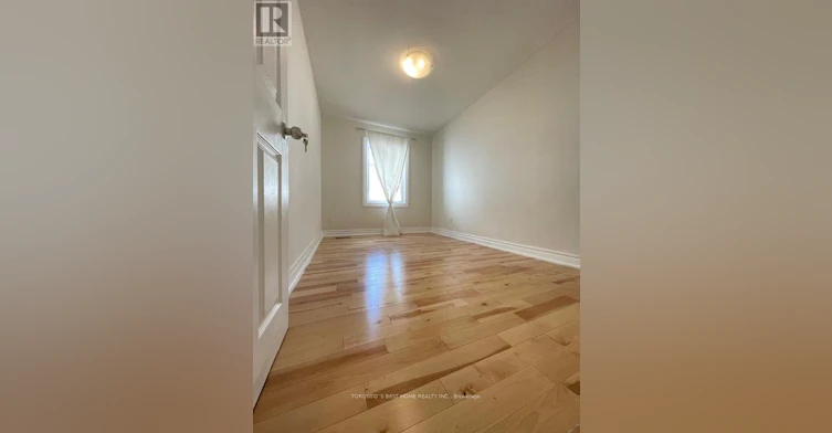 MAIN F-69 Madawaska Avenue, Toronto, ON, M2M 2R2 - 5