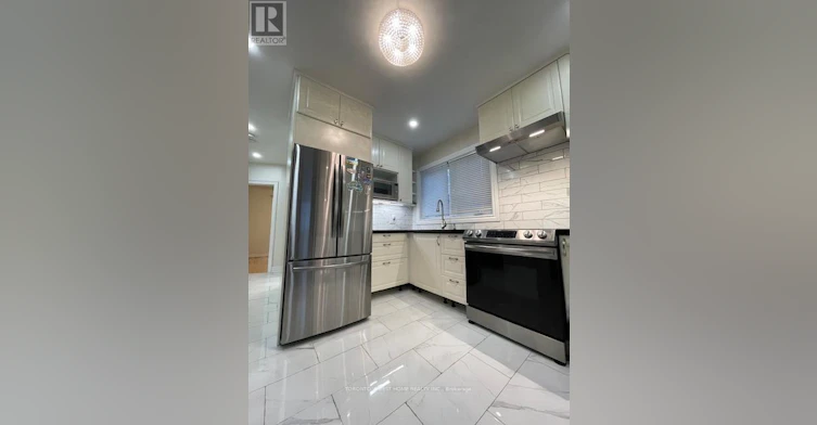 MAIN F-69 Madawaska Avenue, Toronto, ON, M2M 2R2 - 11