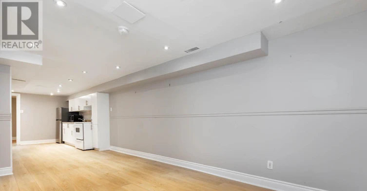BSMT-1316 Queen Street E, Toronto, ON, M4L 1C5 - 3