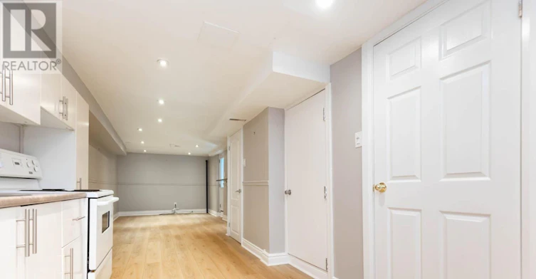 BSMT-1316 Queen Street E, Toronto, ON, M4L 1C5 - 6