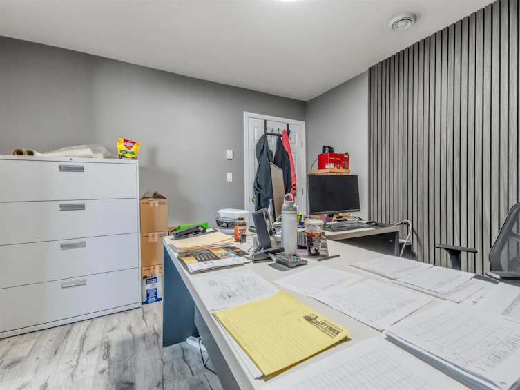 12050 90 Avenue, Surrey, BC, V3V 1B5 - 40
