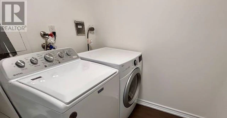 1207-7300 Yonge Street, Markham, ON, L4J 7Y5 - 11
