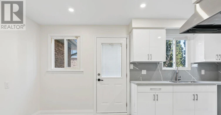 UPPER-6419 Chaumont Crescent, Mississauga, ON, L5N 2M7 - 9