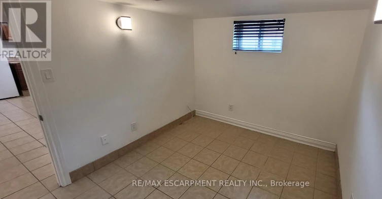 LOWER LEVEL-98 Limeridge Road E, Hamilton, ON, L9A 2S3 - 13