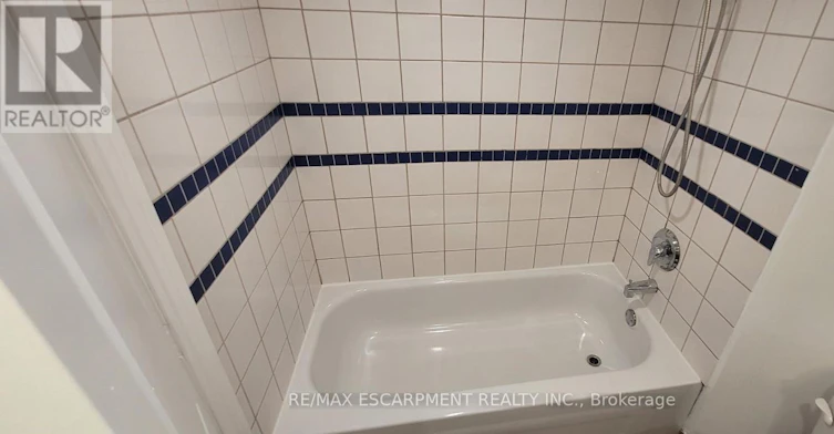 LOWER LEVEL-98 Limeridge Road E, Hamilton, ON, L9A 2S3 - 19