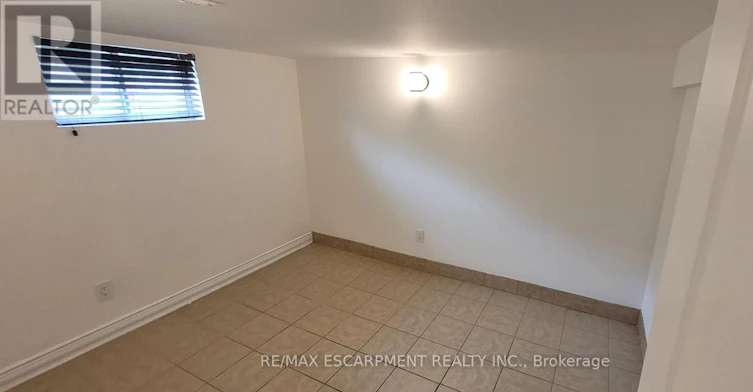 LOWER LEVEL-98 Limeridge Road E, Hamilton, ON, L9A 2S3 - 12
