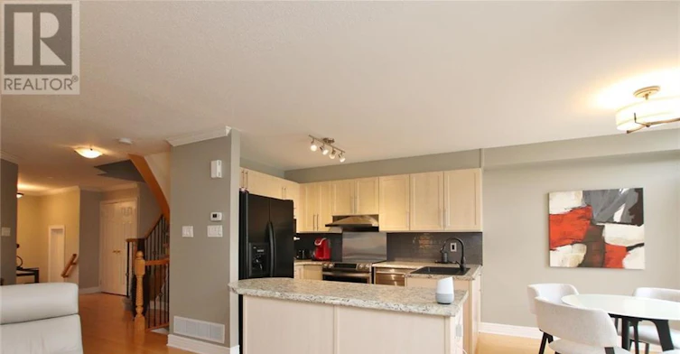 61 Scampton Drive, Ottawa, ON, K2W 1E7 - 8