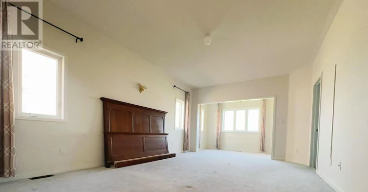 216 Elyse Court, Aurora, ON, L4G 2C9 - 5