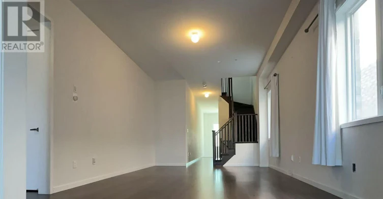 216 Elyse Court, Aurora, ON, L4G 2C9 - 4
