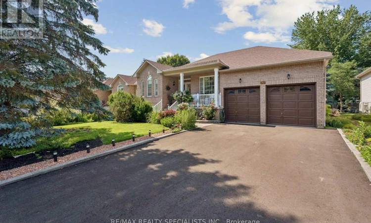 43 Bush Crescent