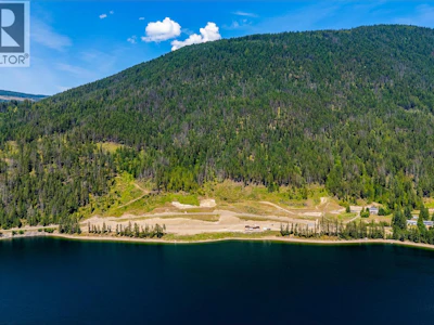 4-4990 Sunnybrae Canoe Point Road - 4