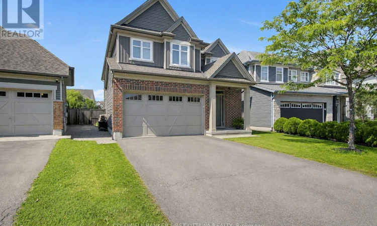 104 Gracewood Crescent